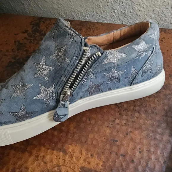 gentle souls Lowe Star-Print Platform Sneakers