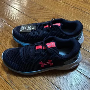 Girls Size 2.5 Navy Blue / Pink Under Running Sneakers ( No Shoelaces ) Slip on