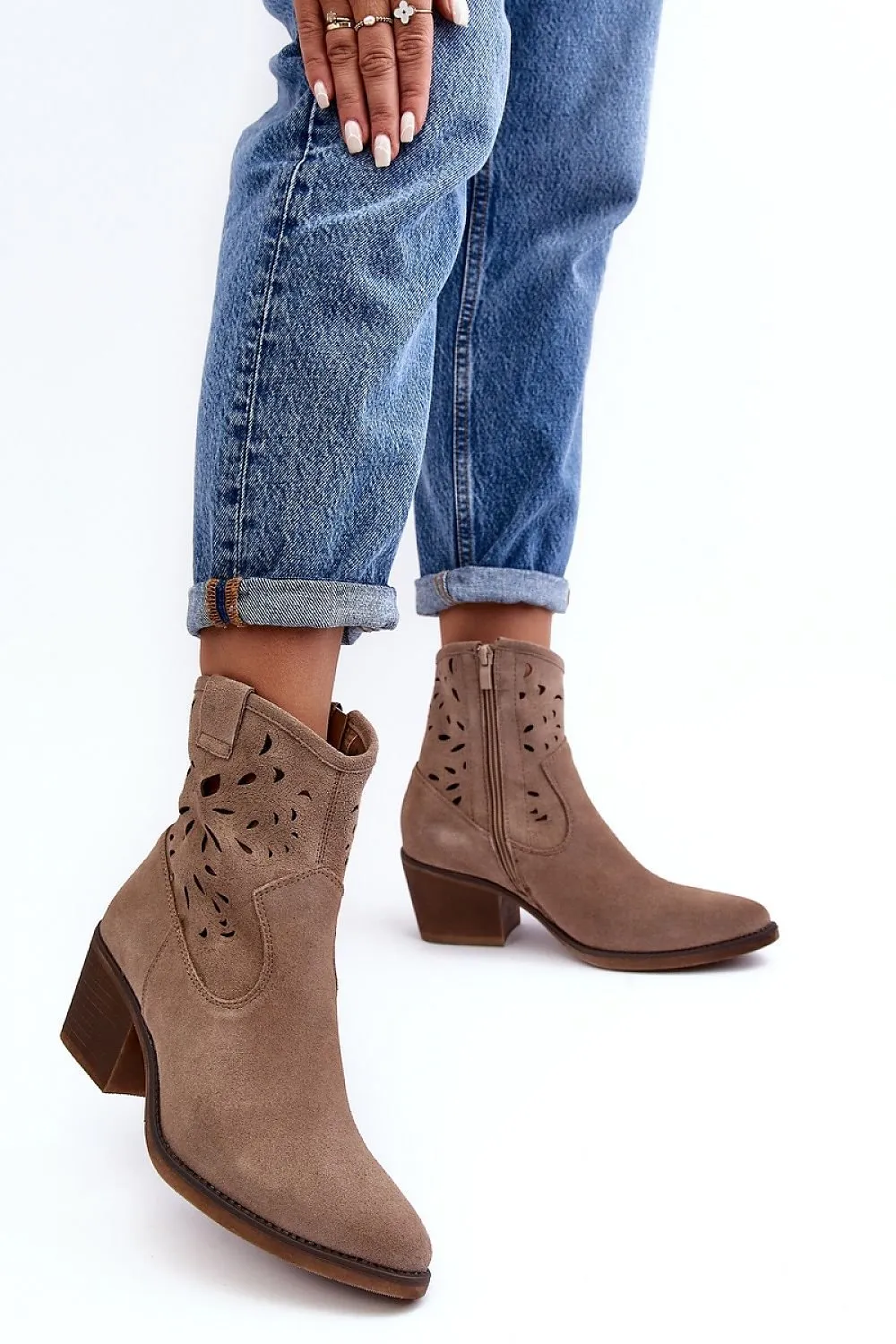 Heel boots