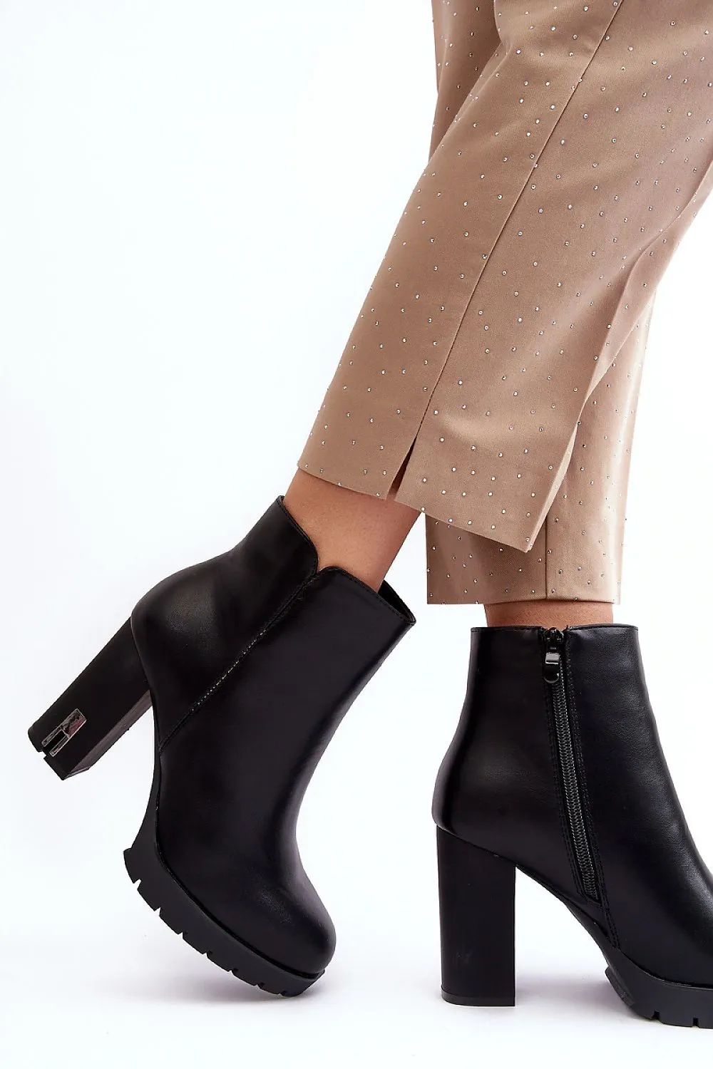 Heel boots