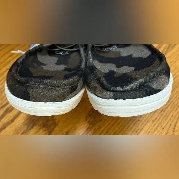 Hey Dude Camo Sneak
