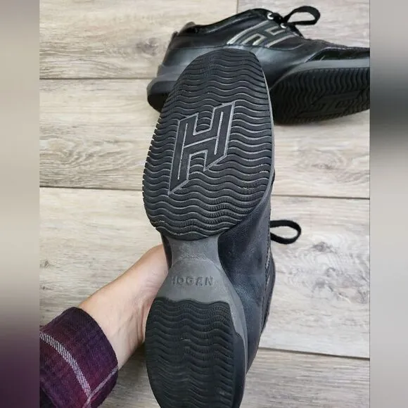 Hogan sneakers size 36 1/2 (us 6.5)