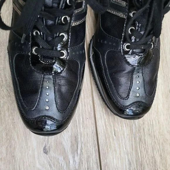 Hogan sneakers size 36 1/2 (us 6.5)