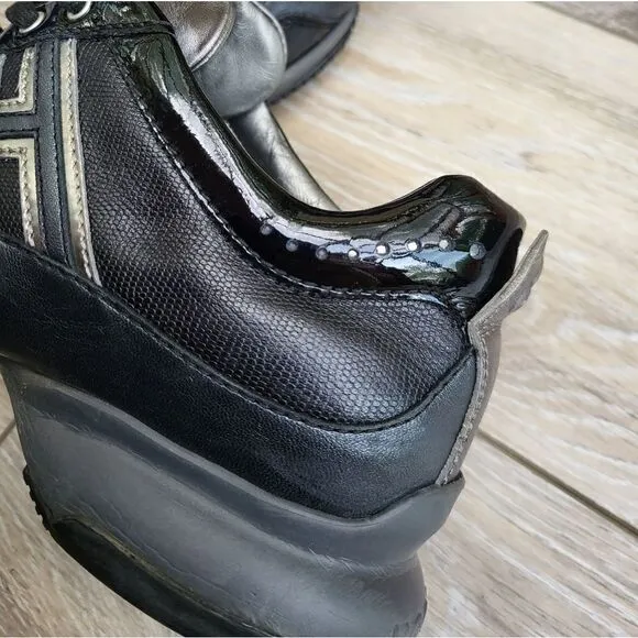 Hogan sneakers size 36 1/2 (us 6.5)