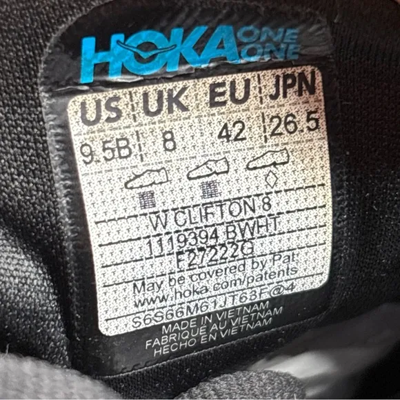 Hoka One One Clifton 8 Women's Comfort Shoes Black White Size 9.5 B