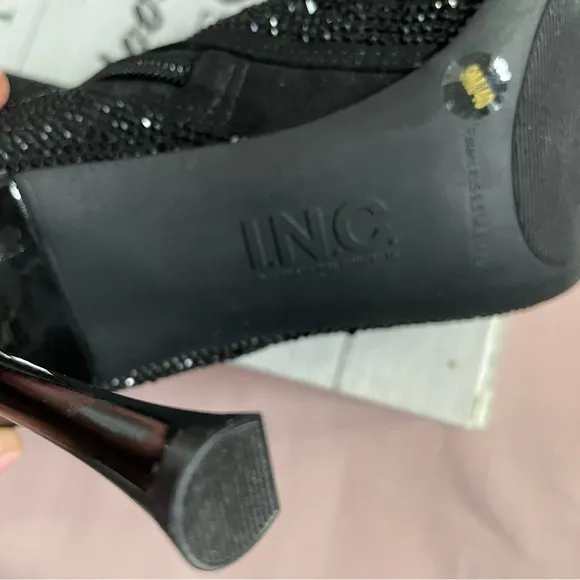 INC. Black Sequin Pointed Toe Stiletto Booty Shoes Size: 9M