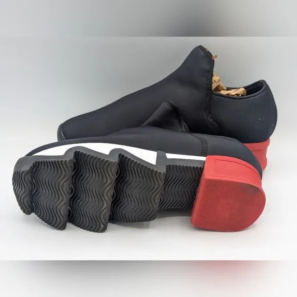 iRi NYC Wes Low Top Sneaker Sz 36