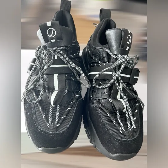 Javi Black and White Sneakers with Chunky Sole and Breathable Upper