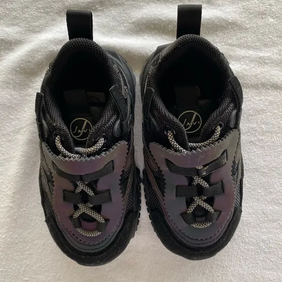 JAVI Swiftly Kids Sneakers Size 7C Durable Support Comfortable Back To School