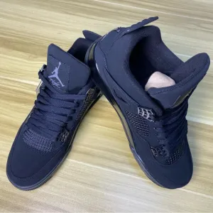 Jordan 4 Black Cat Retro Mid Shoes Sneakers size M7/ W8.5 (Pre-owned)