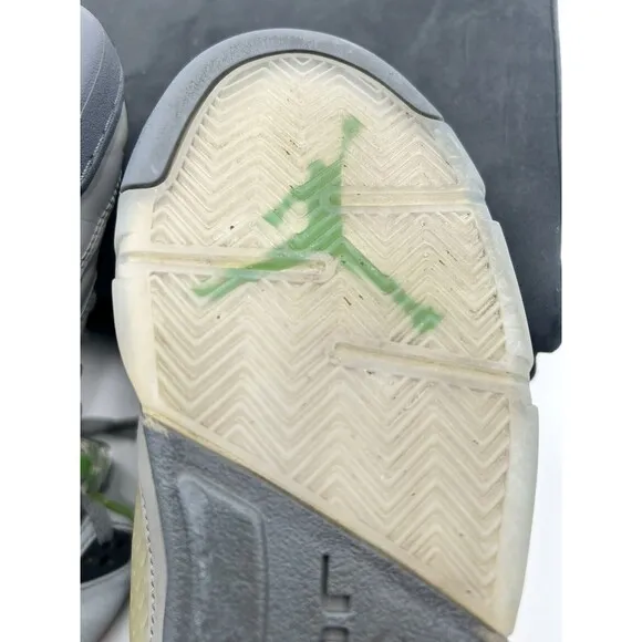 Jordan 5 &quot;Green Bean&quot; sneaker, size GS 5Y, US women's 6.5 Used in good condition