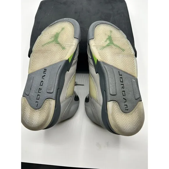Jordan 5 &quot;Green Bean&quot; sneaker, size GS 5Y, US women's 6.5 Used in good condition
