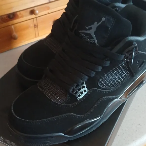 Jordan Black High-Top Sneakers with Mesh and Leather