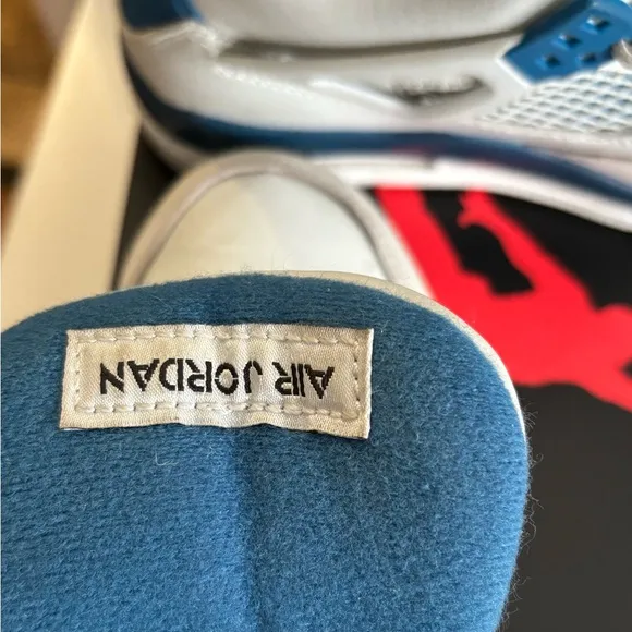 Jordan Blue and White Sneakers Classic Design