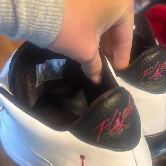 Jordan Flight III