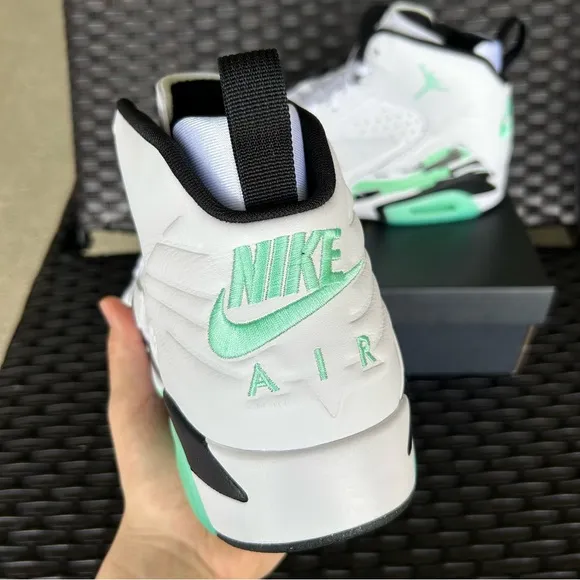 JORDAN MVP WHITE GREEN GLOW Size 13