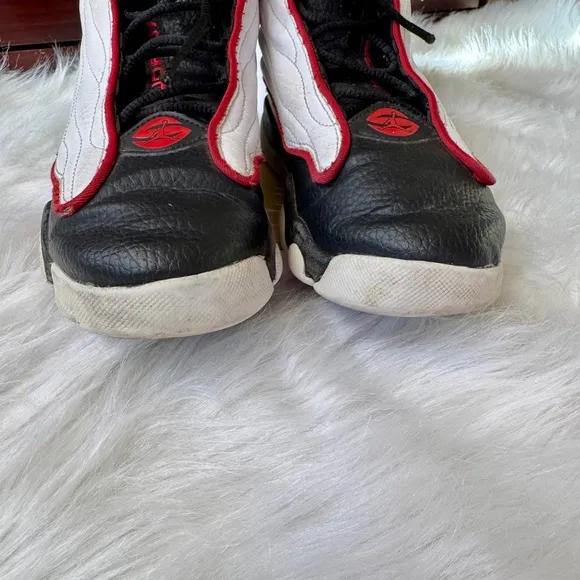 Jordan Pro Strong Mid Varsity Red Black Basketball Sneakers Size 3Y