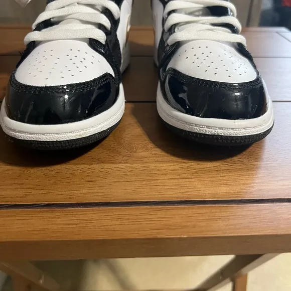 Jordan White Black Gold Sneakers. No original shoe box