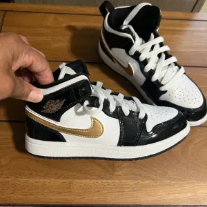Jordan White Black Gold Sneakers. No original shoe box