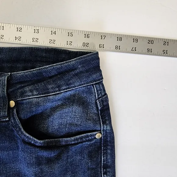 Judy Blue Jeans Hear Me Out Mid Rise Tummy Control Top Straight Leg