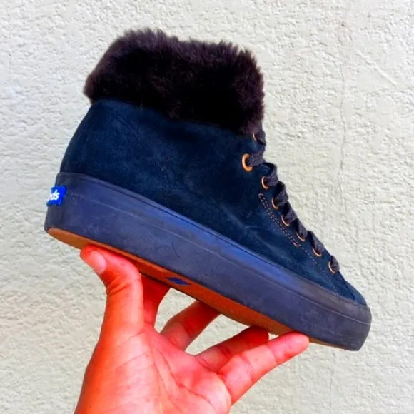 Keds Green Sneakers with High-Top Design and Soft Material
