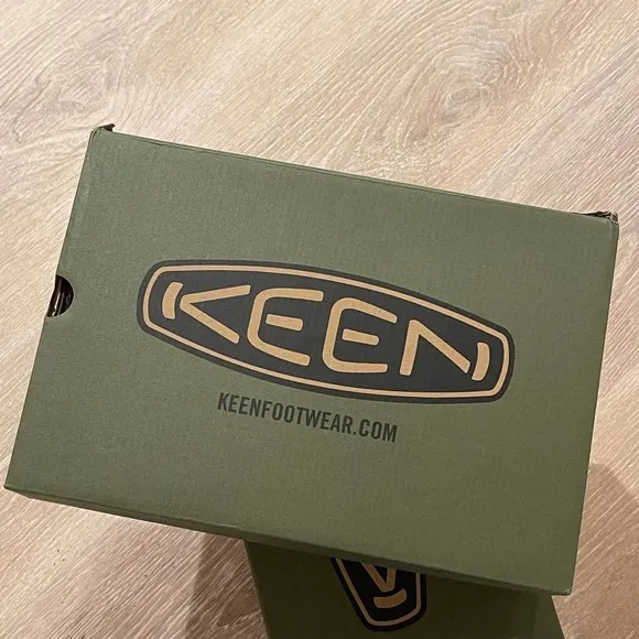 Keen Brindle &amp; Shitake Rose Sandals Women's Size 8 NWT