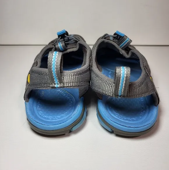 KEEN Clearwater CNX Multi-Sport Sandals Women's Size 9.5 Gray/Blue