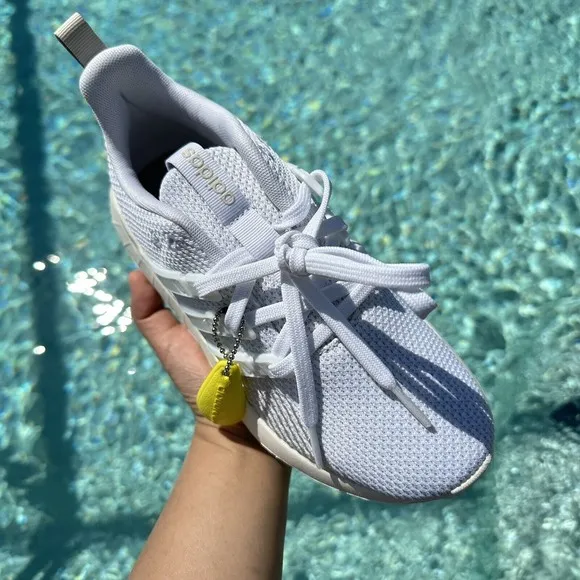 KID'S Adidas Questar Flow J Footwear White G26773