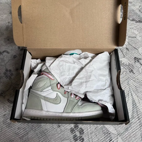 Kids Air Jordan Retro 1 Shoes Nike High “Seafoam” Toddler Size 8c Like New