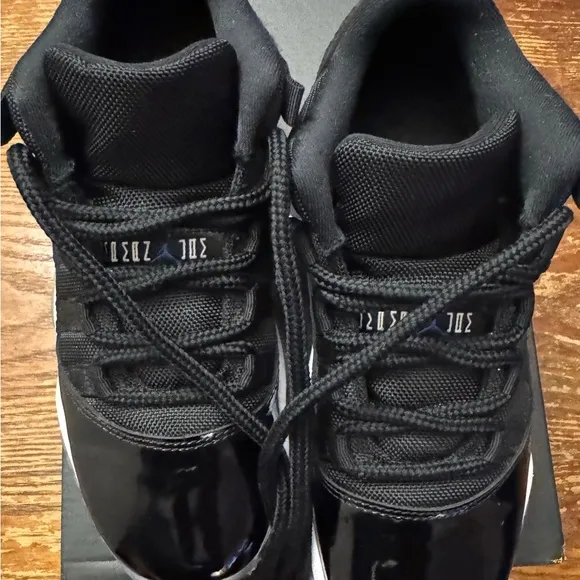 Kids Black Nike Sneakers