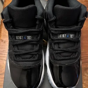Kids Black Nike Sneakers