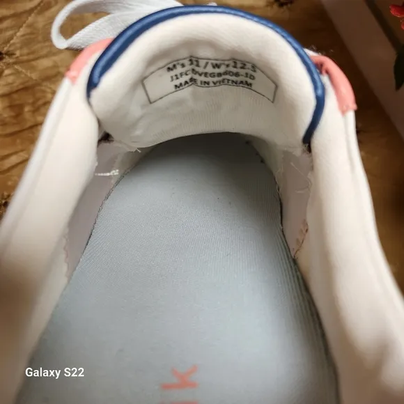 Kizik Vegas Unisex Cream/Coral/Navy M 11/W 12.5