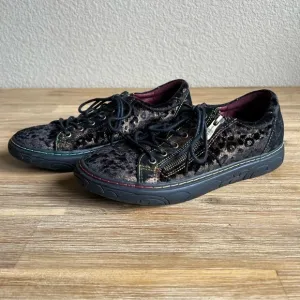 L'ARTISTE DANLI-CHEETA SNEAKERS Size 8.5