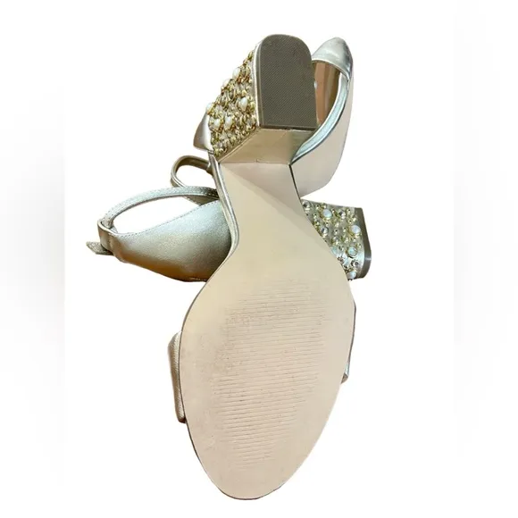 Lilly Pulitzer Amber Lynn Embellished Sandal Block Heel Size 8.5 Open Toe Strap
