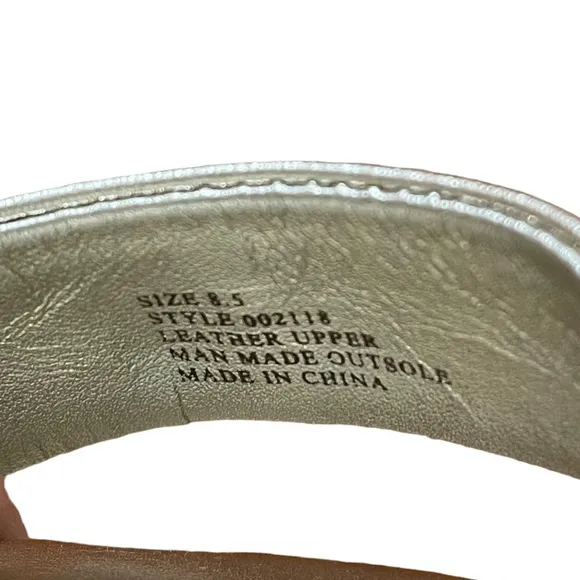 Lilly Pulitzer Amber Lynn Embellished Sandal Block Heel Size 8.5 Open Toe Strap