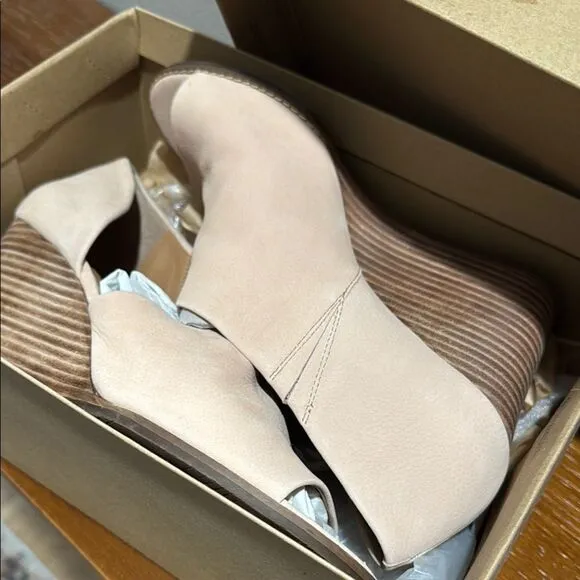 Lucky Brand Women's Peep Toe Shoes - maple sugar