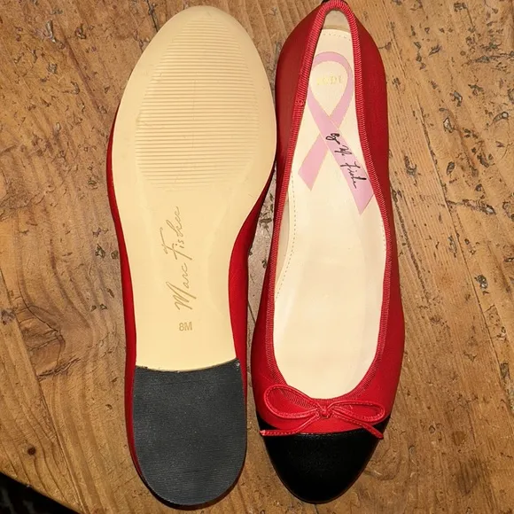 MARC FISHER sz 8 JODI red &amp; black NWOT Chanel style flat breast Cancer awareness