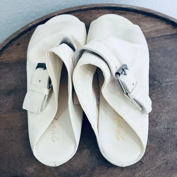 Marsèll Bone Buckle Leather Sandals Women’s 37 / US 7