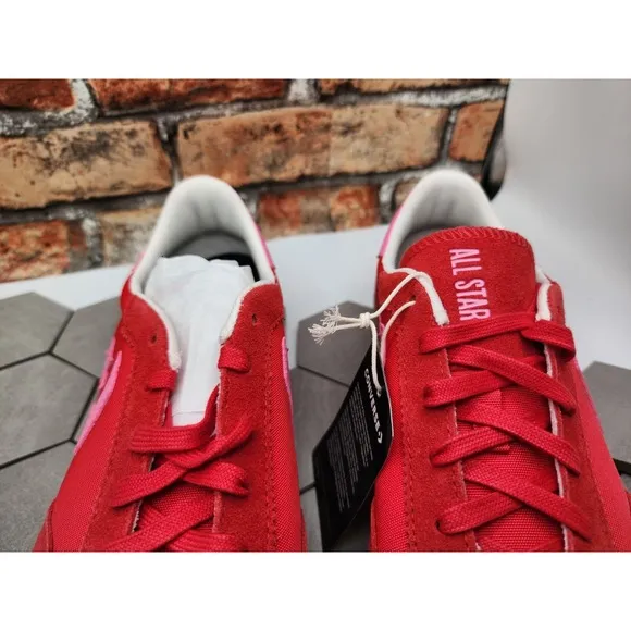 Men Sz 12 Converse Run Star Trainer Low Top Red Valentine's Day A10371C Pink