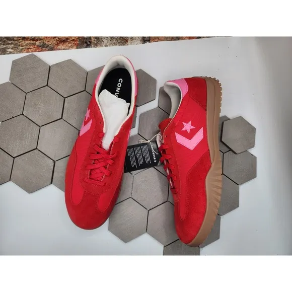 Men Sz 12 Converse Run Star Trainer Low Top Red Valentine's Day A10371C Pink