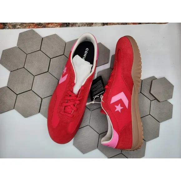 Men Sz 12 Converse Run Star Trainer Low Top Red Valentine's Day A10371C Pink