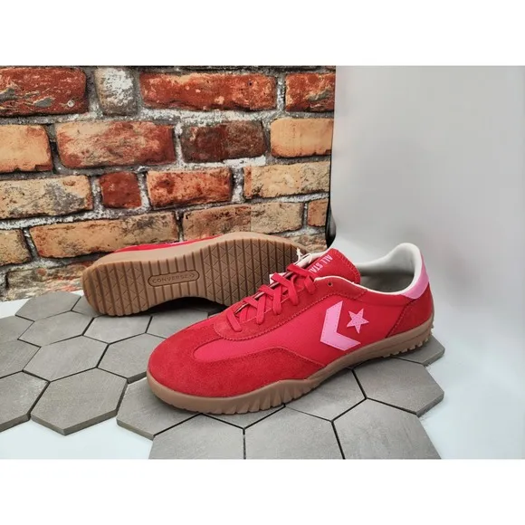 Men Sz 12 Converse Run Star Trainer Low Top Red Valentine's Day A10371C Pink