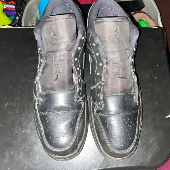 Men's Black Jordan Shoes