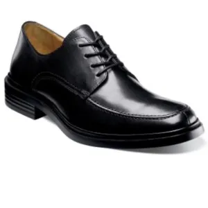 Men’s black shoes by Florsheim are in like new condition Size 10.5