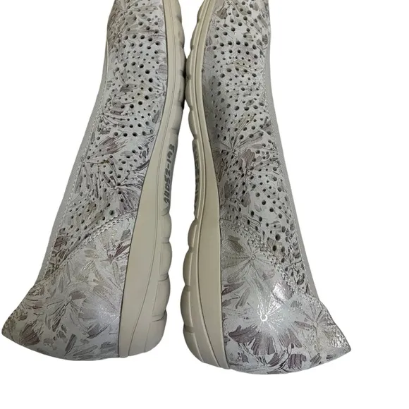 Mephisto flat shoes size size 8.5