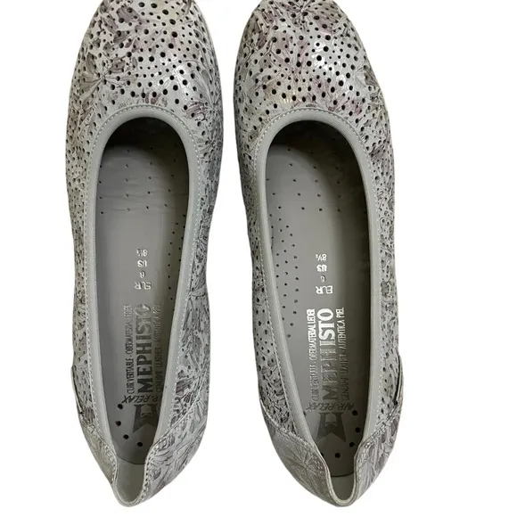 Mephisto flat shoes size size 8.5