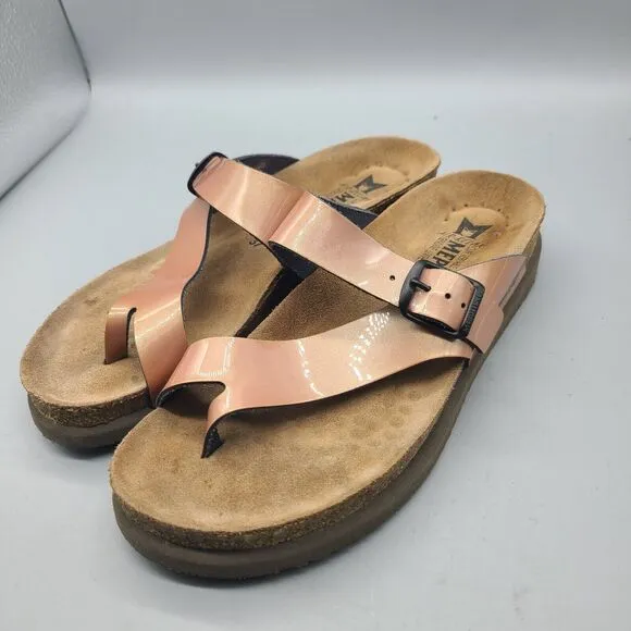Mephisto Helen Sz 7/ 37  Women Sandals Patent Leather Toe Loop Slip On Worn Once