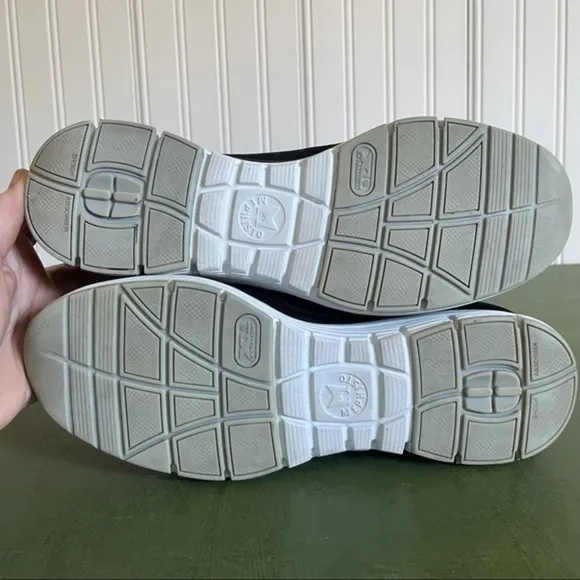 Mephisto YLIANE Nubuck Sneakers In Black