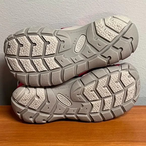 Merrell Little Girl Seacamp II CNX Trail Sandal Azalea/Ipanema Size 11 NIB
