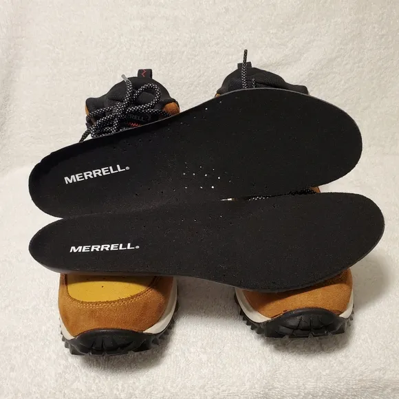 MERRELL Wildwood Mid Suede Sneaker (Men)